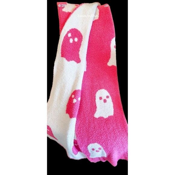 Tiktok viral T.J.Maxx Pink Ghost Reversible Blanket
